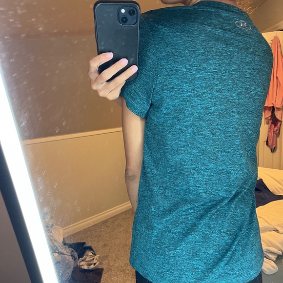 Under armour teal athletic shirt - Picture 2 of 2